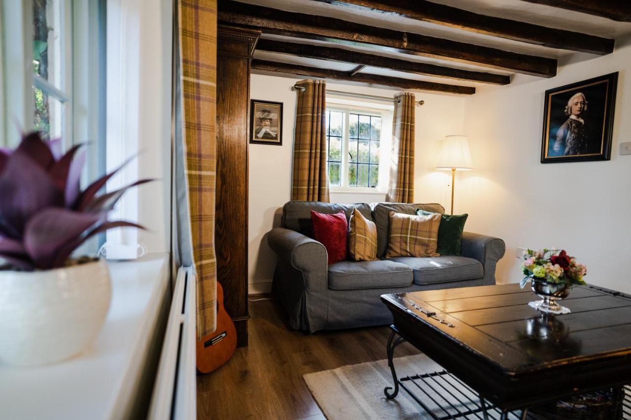 Hovell Hall Country Bed And Breakfast 노리치 외부 사진